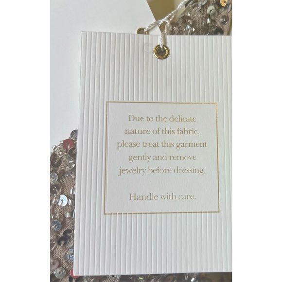 Mac Duggal V-Neck Sequin Sheath Gown in Nude NWT Size 8 brand new never worn - Picture 12 of 12